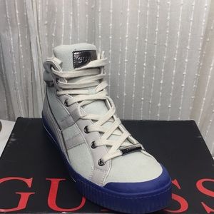 Men's Guess Sneaker used once indoors. SZ 11 w box
